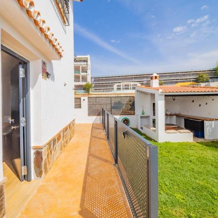 Cubo'S Hostal William'S Sunny 5 With Breakfast Torre de Benagalbon Exterior foto