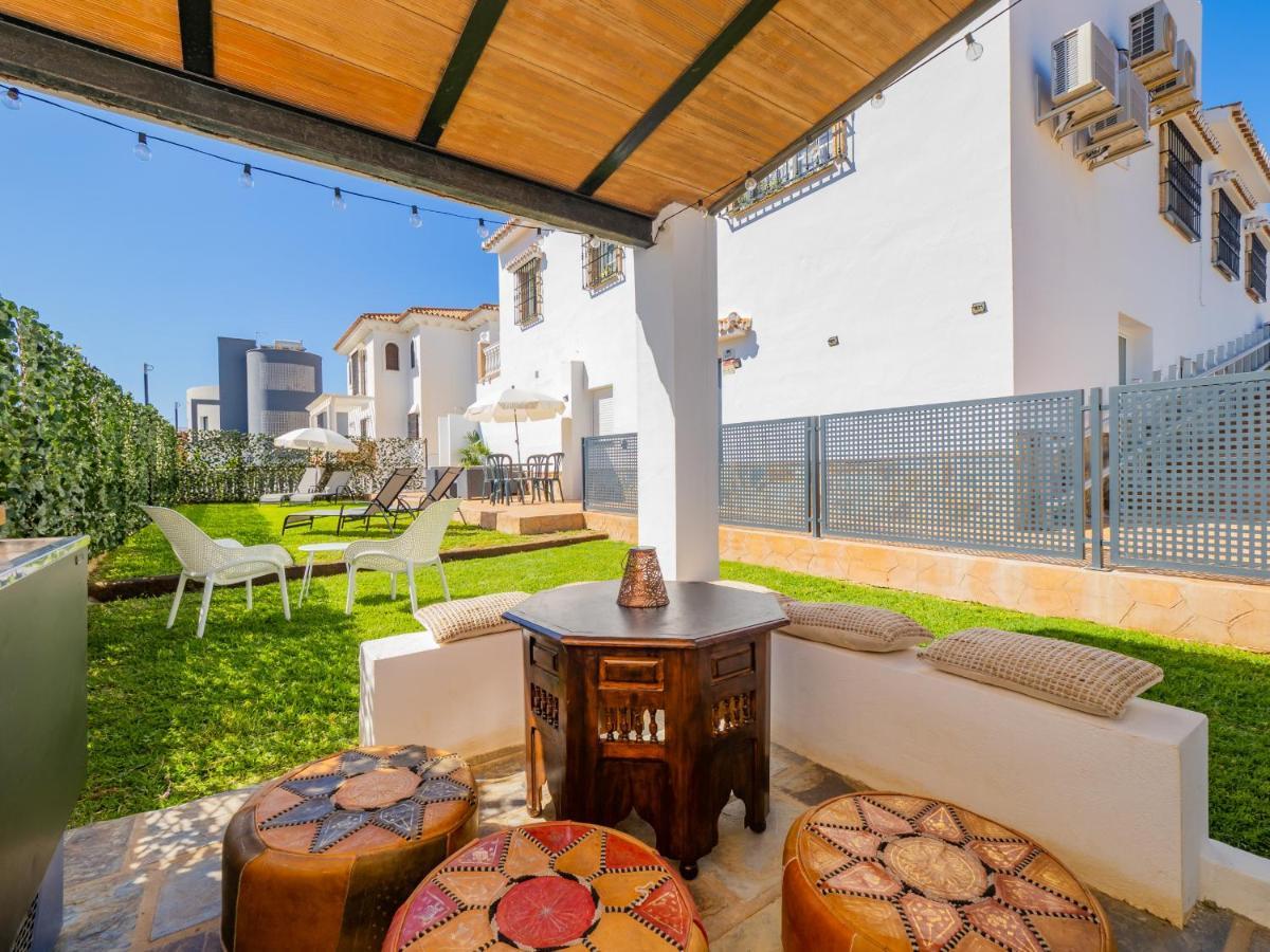 Cubo'S Hostal William'S Sunny 5 With Breakfast Torre de Benagalbon Exterior foto